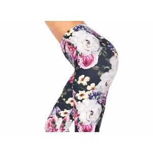 Reg One‎ Size Creamy Soft Floral Garden Bouquet Leggings